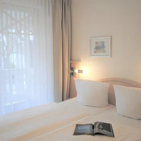 Haus Strandburg - Hinter Duene Und Binz