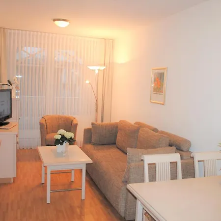 Apartment Haus Strandburg - Hinter Duene Und Binz
