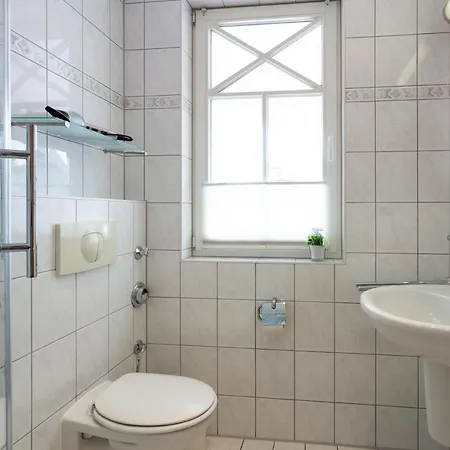 Haus Strandburg - Hinter Duene Und