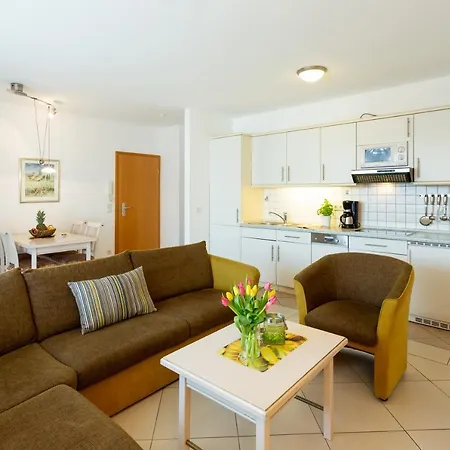 Haus Strandburg - Hinter Duene Und Binz