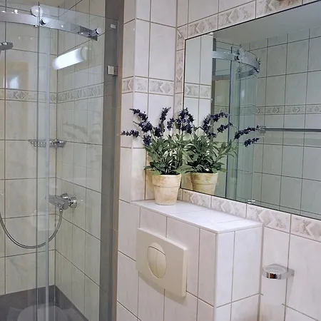 Apartment Haus Strandburg - Hinter Duene Und Binz