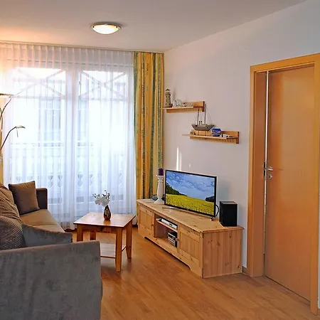 Haus Strandburg - Hinter Duene Und Binz